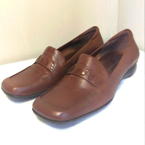 NWT Vintage Enzo Angiolini 'Leigh' Brown Genuine Leather Loafers Size 6 - Picture 1 of 16